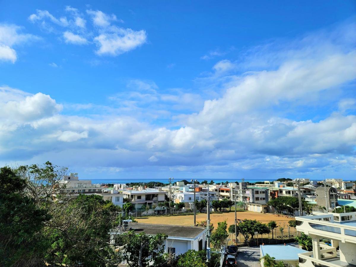 Villa Blu Okinawa Chatan 2-1 ヴィラブルー沖縄北谷2-1 "沖縄アリーナ徒歩圏内の民泊ホテル" Dış mekan fotoğraf