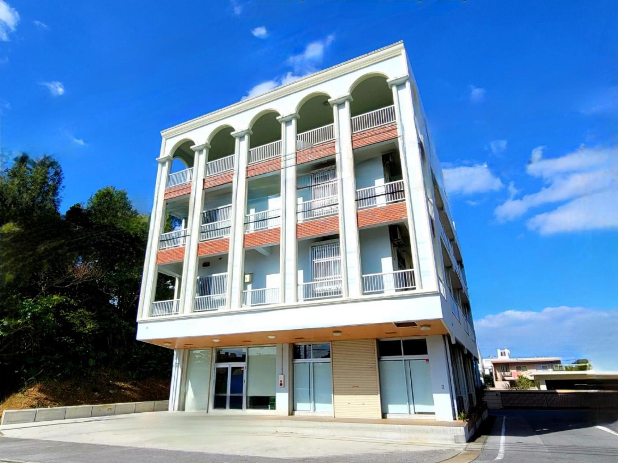 Villa Blu Okinawa Chatan 2-1 ヴィラブルー沖縄北谷2-1 "沖縄アリーナ徒歩圏内の民泊ホテル" Dış mekan fotoğraf